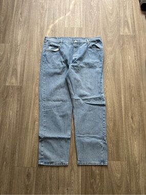 Wrangler Light Blue Relaxed Fit Men's Jeans